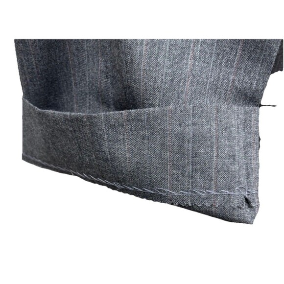 Vittorio Rex Grey/Gray Striped Suit. Coat 44R. Pants 38x30. Made In Italy. Nice - Picture 11 of 11